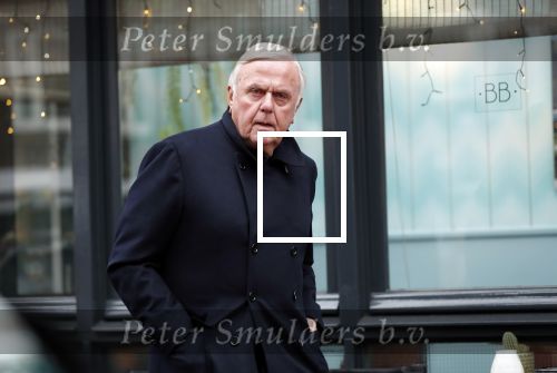 Amsterdam, 16 November 2018 
Harry Mens wandelend op de PC Hooftstraat