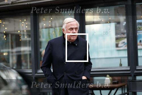 Amsterdam, 16 November 2018 
Harry Mens wandelend op de PC Hooftstraat