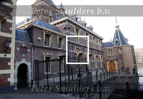 Den Haag 3 december 2018
Beveiligingscameras bij het torentje van Mark Rutte
