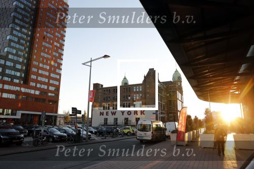 Rotterdam 15 november 2018
Memphis Depay heeft de penthouse in appartementen complex Montevideo in Rotterdam. Het ligt naast Hotel New York en de Erasmusbrug.
