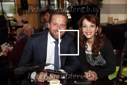 Den Haag 3 december 2018
Minister Hugo de Jonge arriveert bij libelle Nieuwscafe ( in Dudok. Ebru Umar interviewt hem.