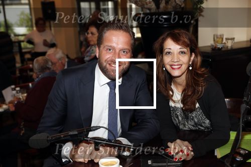 Den Haag 3 december 2018
Minister Hugo de Jonge arriveert bij libelle Nieuwscafe ( in Dudok. Ebru Umar interviewt hem.