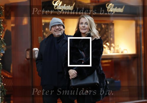 Amsterdam 17 december 2018
Jaap v Zweden met zijn vrouw Aaltje op de pc hooftstraat.