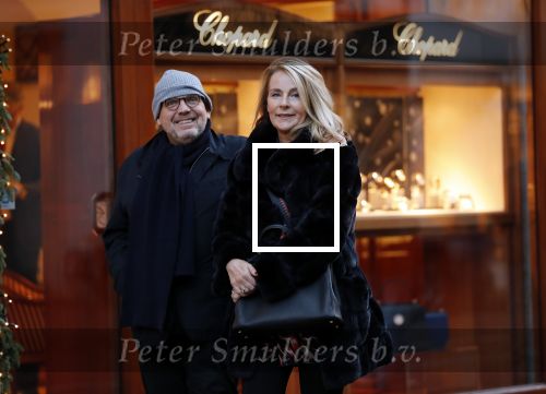 Amsterdam 17 december 2018
Jaap v Zweden met zijn vrouw Aaltje op de pc hooftstraat.