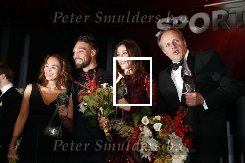 Amsterdam 19 december 2018
Sportman van het jaar verkiezing in afas live. Kjeld Nuis met Sportvrouw van het Jaar 2018 Suzanne Schulting, gehandicapte sporter van het Jaar 2018 Bibian Mentel en de coaches van het Jaar 2018 Jac Orie en Raemon Sluijter De baanwielrenners werden ploeg van het jaar, Marianne Timmer kreeg een ouvre prijs en Rico Verhoeven werd door de Zapp kijkers gekozen tot meest populaire sporter.