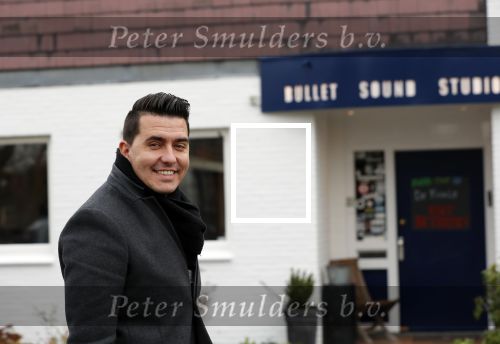 Nederhorst den Berg 5 december 2018
Opnames liedje voor afscheid Edwin Evers door heel veel collegaâ€™s en artiesten in de Bullet sound studioâ€™s. jan Smit