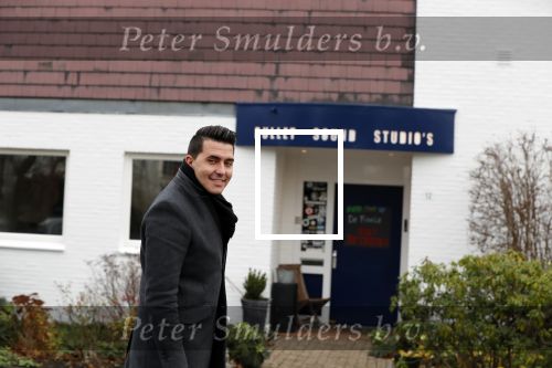 Nederhorst den Berg 5 december 2018
Opnames liedje voor afscheid Edwin Evers door heel veel collegaâ€™s en artiesten in de Bullet sound studioâ€™s. jan Smit
