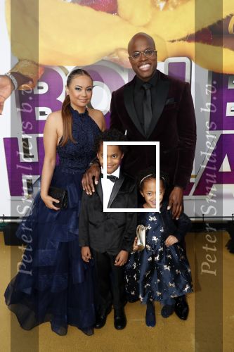Rotterdam 9 december 2018
Premiere Bon Bini Holland 2 in pathe Rotterdam. Jandino Asporaat met vrouw en kinderen