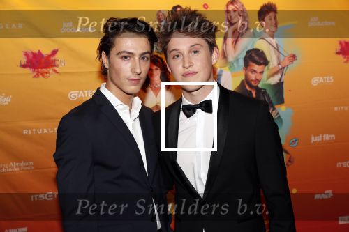 Amsterdam 22 november 2018
Premiere first kiss in het Amsterdam theater.
Mylene Waalewijn en Rosanna Waalewijn
