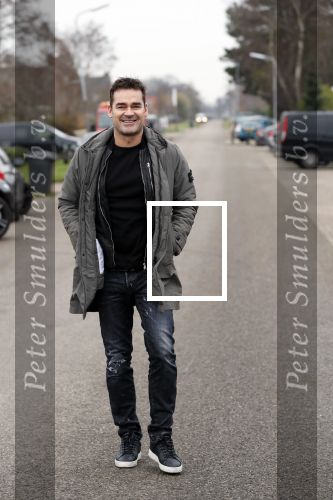 Nederhorst den Berg 5 december 2018
Opnames liedje voor afscheid Edwin Evers door heel veel collegaâ€™s en artiesten in de Bullet sound studioâ€™s. Jeroen v d Boom