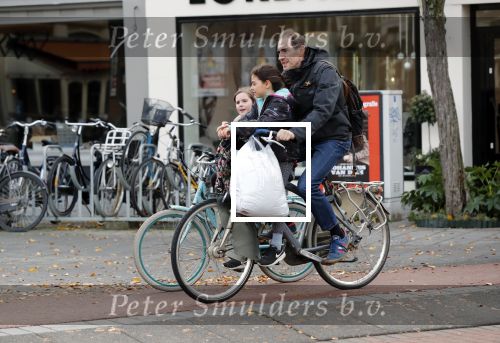 Amsterdam 14 november 2018
Johan Neijenhuis met kinde(eren) op de fiets