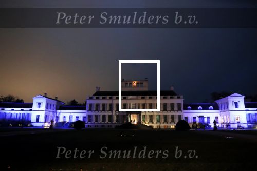 Soestdijk Baarn 6 december 2018
Kick off voor KWF aktie met lampionnen bij paleis Soestdijk . oa Wilfred Genee Coosje Smid Mirella v Markus Jeroen Snel en Andre v d Toorn doen mee.