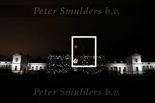 Soestdijk Baarn 6 december 2018
Kick off voor KWF aktie met lampionnen bij paleis Soestdijk . oa Wilfred Genee Coosje Smid Mirella v Markus Jeroen Snel en Andre v d Toorn doen mee.