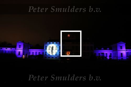 Soestdijk Baarn 6 december 2018
Kick off voor KWF aktie met lampionnen bij paleis Soestdijk . oa Wilfred Genee Coosje Smid Mirella v Markus Jeroen Snel en Andre v d Toorn doen mee.