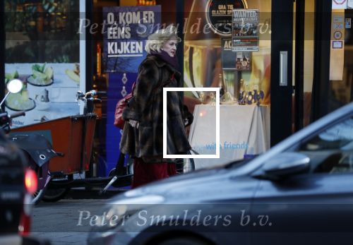 Amsterdam 4 december 2018
Karin Bloemen doet boodschappen op de beethovenstraat.