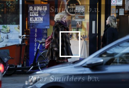 Amsterdam 4 december 2018
Karin Bloemen doet boodschappen op de beethovenstraat.
