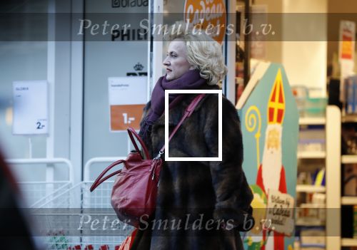 Amsterdam 4 december 2018
Karin Bloemen doet boodschappen op de beethovenstraat.