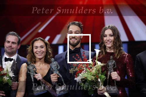 Amsterdam 19 december 2018
Sportman van het jaar verkiezing in afas live. Kjeld Nuis met Sportvrouw van het Jaar 2018 Suzanne Schulting, gehandicapte sporter van het Jaar 2018 Bibian Mentel en de coaches van het Jaar 2018 Jac Orie en Raemon Sluijter De baanwielrenners werden ploeg van het jaar, Marianne Timmer kreeg een ouvre prijs en Rico Verhoeven werd door de Zapp kijkers gekozen tot meest populaire sporter.