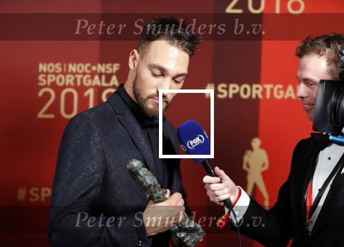 Amsterdam 19 december 2018
Sportman van het jaar verkiezing in afas live. Kjeld Nuis met Sportvrouw van het Jaar 2018 Suzanne Schulting, gehandicapte sporter van het Jaar 2018 Bibian Mentel en de coaches van het Jaar 2018 Jac Orie en Raemon Sluijter De baanwielrenners werden ploeg van het jaar, Marianne Timmer kreeg een ouvre prijs en Rico Verhoeven werd door de Zapp kijkers gekozen tot meest populaire sporter.