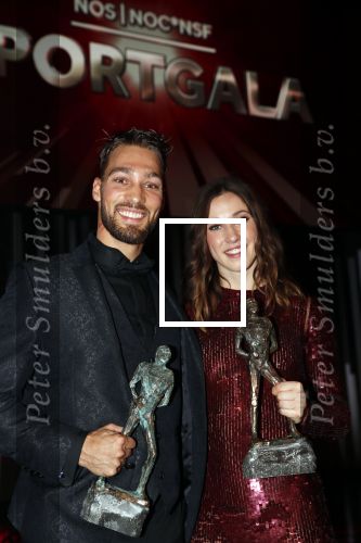 Amsterdam 19 december 2018
Sportman van het jaar verkiezing in afas live. Kjeld Nuis met Sportvrouw van het Jaar 2018 Suzanne Schulting, gehandicapte sporter van het Jaar 2018 Bibian Mentel en de coaches van het Jaar 2018 Jac Orie en Raemon Sluijter De baanwielrenners werden ploeg van het jaar, Marianne Timmer kreeg een ouvre prijs en Rico Verhoeven werd door de Zapp kijkers gekozen tot meest populaire sporter.