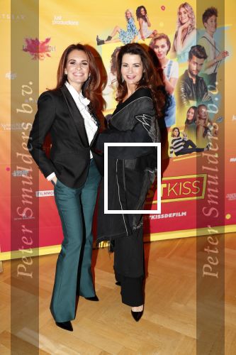 Amsterdam 22 november 2018
Premiere first kiss in het Amsterdam theater. Leontine Borsato kwam met haar kinderen Luca Senna en Jada.