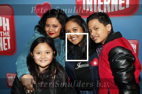 Amsterdam 8 december 2018
Premiere van Ralph Breaks the Internet in Pathe Arena. Linda Wagemakers met kinderen