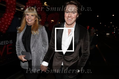 Amsterdam 26 november 2018
Premiere All you need is love in het delamar theater. Linda de Mol met partner Jeroen Rietbergen