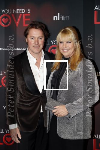 Amsterdam 26 november 2018
Premiere All you need is love in het delamar theater. Linda de Mol met partner Jeroen Rietbergen
