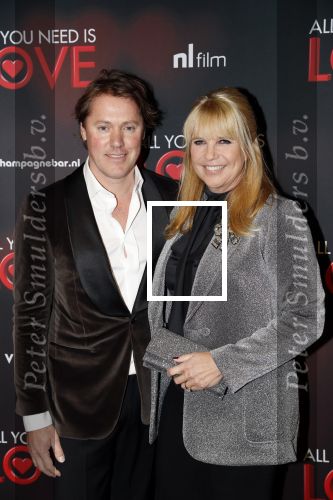 Amsterdam 26 november 2018
Premiere All you need is love in het delamar theater. Linda de Mol met partner Jeroen Rietbergen
