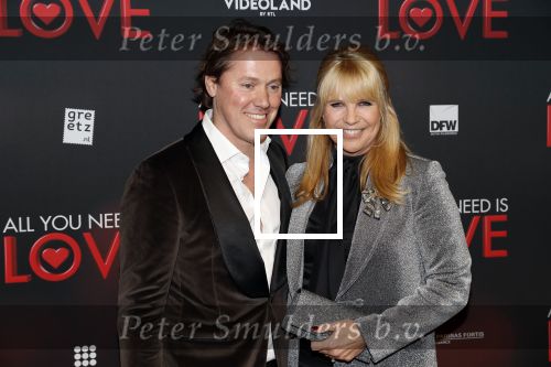 Amsterdam 26 november 2018
Premiere All you need is love in het delamar theater. Linda de Mol met partner Jeroen Rietbergen