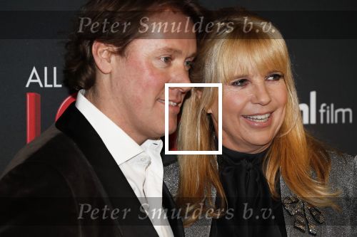 Amsterdam 26 november 2018
Premiere All you need is love in het delamar theater. Linda de Mol met partner Jeroen Rietbergen