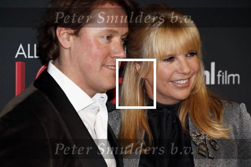 Amsterdam 26 november 2018
Premiere All you need is love in het delamar theater. Linda de Mol met partner Jeroen Rietbergen