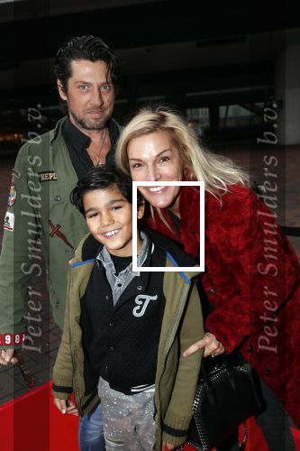 Amsterdam 224 november 2018
Premiere de Grinch in pathe arena.
Lucille Werner met man en zoon