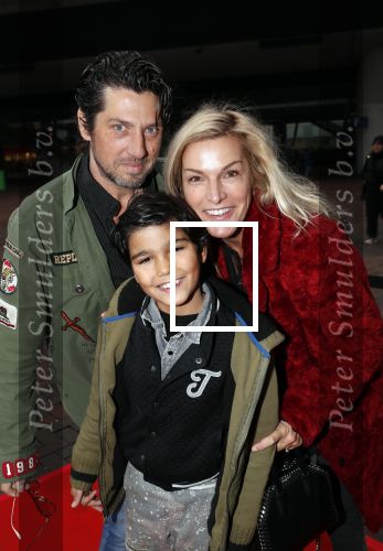 Amsterdam 224 november 2018
Premiere de Grinch in pathe arena.
Lucille Werner met man en zoon
