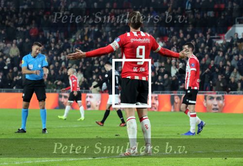 Eindhoven,24 November 2019
Kompetitie Seizoen 2018-2019 PSV-SC Heerenveen, eindstand 3-0
Luuk de Jong