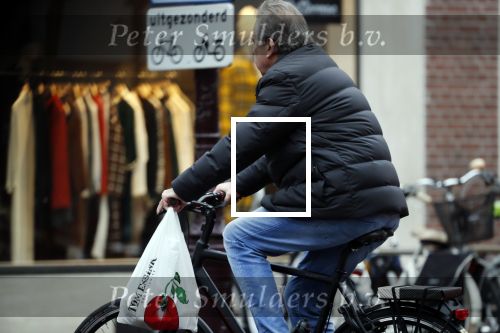 Amsterdam 28 november 2018
Maarten Spanjer doet boodschappen in amsterdam zuid