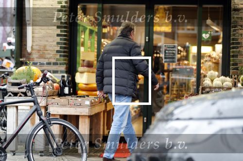 Amsterdam 28 november 2018
Maarten Spanjer doet boodschappen in amsterdam zuid