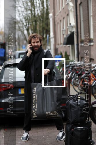 Amsterdam 6 december 2018
Sky radio christmas tree wedstrijd voor het goede doel. Mari v d Ven