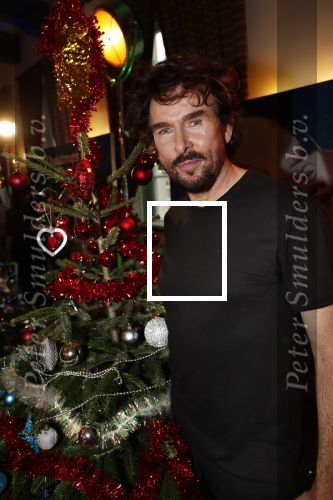 Amsterdam 6 december 2018
Sky radio christmas tree wedstrijd voor het goede doel. Mari v d Ven