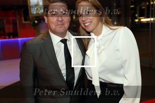 Amsterdam 11 december 2018
Martijn Krabbe met zijn verloofde Deborah Wietzes bij modeshow Nikkie Plessen