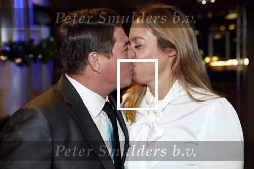 Amsterdam 11 december 2018
Martijn Krabbe met zijn verloofde Deborah Wietzes bij modeshow Nikkie Plessen