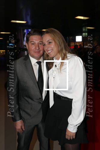 Amsterdam 11 december 2018
Martijn Krabbe met zijn verloofde Deborah Wietzes bij modeshow Nikkie Plessen