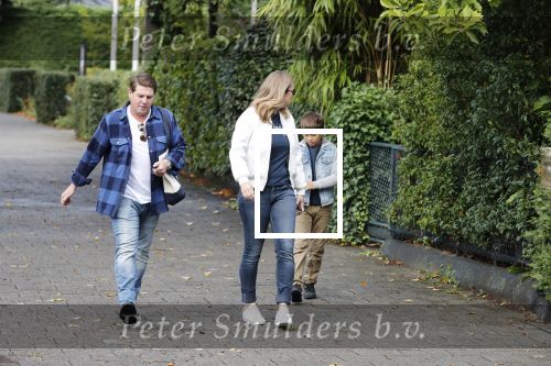 Amsterdam 25 augustus 2018
Martijn Krabbe gaat met zijn zoon achilles en zijn nieuwe vriendin Deborah Wietzes boodschappen doen.
