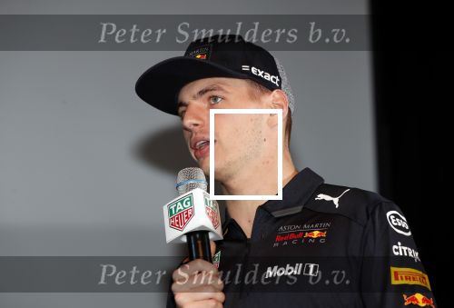 Amsterdam 13 november 2018
Presentatie TAG Heuer horloge van Max Verstappen in Hotel Arena. Robert Doornbos en Rob Kamphues doen de presentatie.