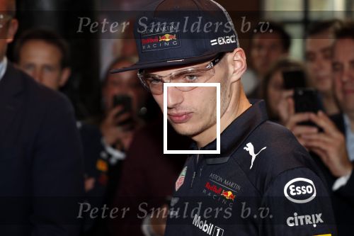 Amsterdam 13 november 2018
Presentatie TAG Heuer horloge van Max Verstappen in Hotel Arena. Robert Doornbos en Rob Kamphues doen de presentatie.