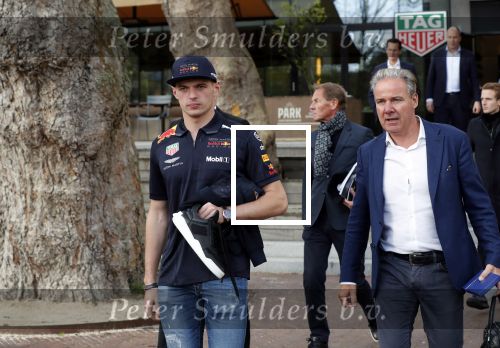 Amsterdam 13 november 2018
Presentatie TAG Heuer horloge van Max Verstappen in Hotel Arena. Robert Doornbos en Rob Kamphues doen de presentatie. Max met zijn manager Raymond Vermeulen