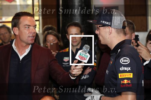 Amsterdam 13 november 2018
Presentatie TAG Heuer horloge van Max Verstappen in Hotel Arena. Robert Doornbos en Rob Kamphues doen de presentatie.