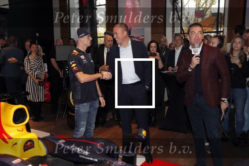 Amsterdam 13 november 2018
Presentatie TAG Heuer horloge van Max Verstappen in Hotel Arena. Robert Doornbos en Rob Kamphues doen de presentatie.
