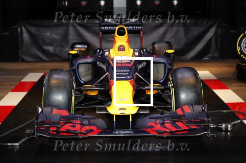 Amsterdam 13 november 2018
Presentatie TAG Heuer horloge van Max Verstappen in Hotel Arena. Robert Doornbos en Rob Kamphues doen de presentatie.