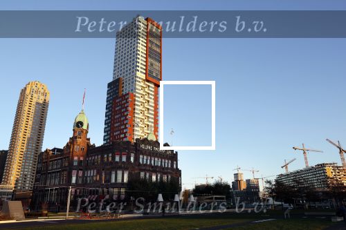 Rotterdam 15 november 2018
Memphis Depay heeft de penthouse in appartementen complex Montevideo in Rotterdam. Het ligt naast Hotel New York en de Erasmusbrug.
